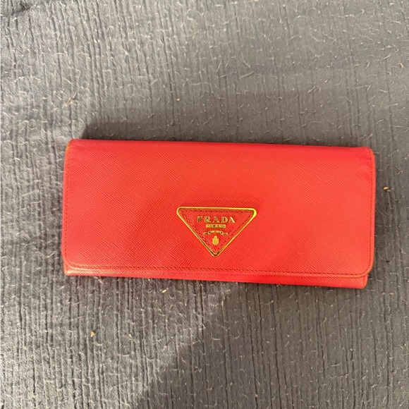 Prada Red Leather Chain Shoulder Bag - Picture 3 of 9